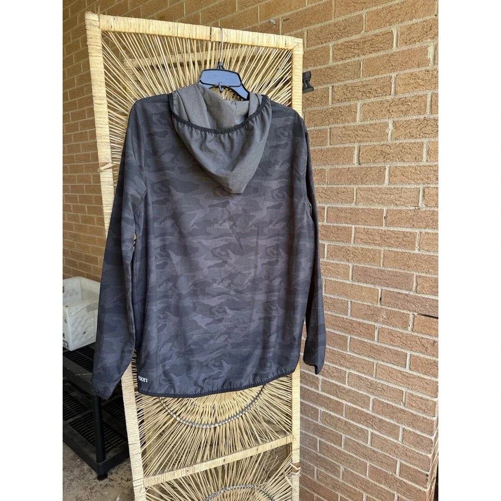 Vuori Men's Camo Full Zip Hooded Lightweight Active Jacket Black Gray L LOGO